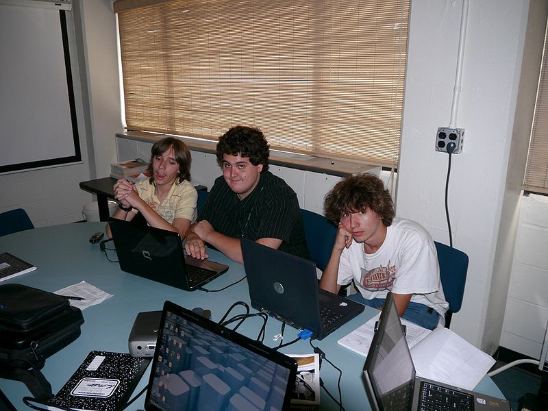 File:2009.jpg